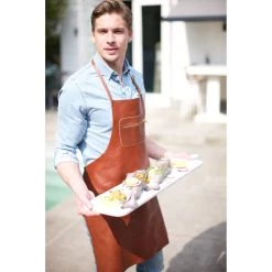 Dutchdeluxes Olandesedeluxes Cerniera In Pelle Grembiule In Classico Brown Pentola -Negozio al dettaglio stagionatura 0008 dutch deluxes leather zipper apron classic brown lifestyle c1f863f5 1e0d 432b 9085 efaabc6d078b