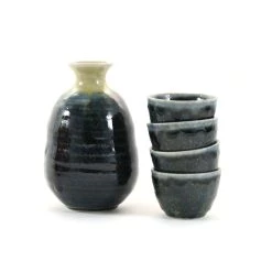 Kiji Stoneware & Ceramics Kiji Stoneware & Ceramica Blue Glaza Sake Set Da Tavola