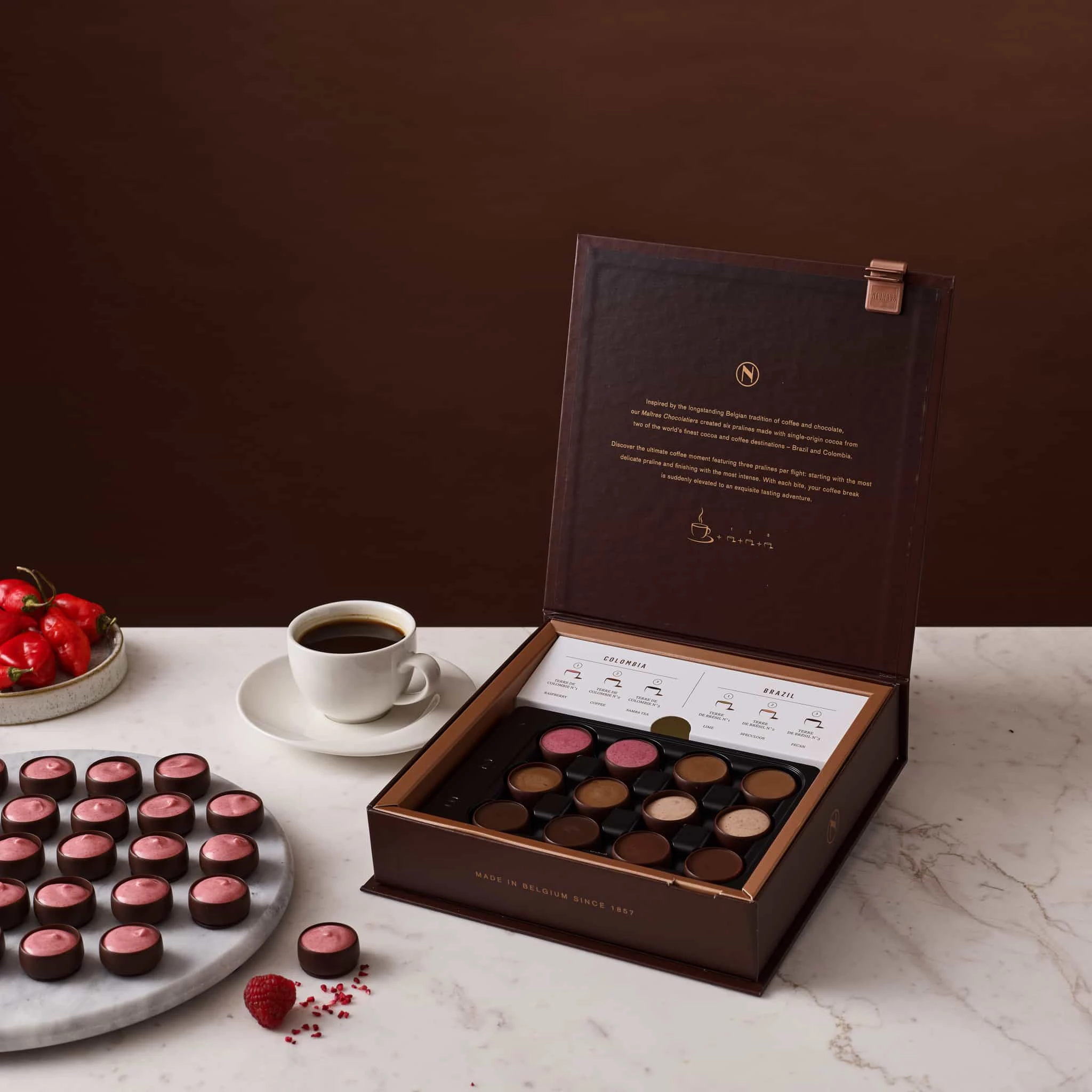 Neuhaus Pralines Caffè Selezione Di Accoppiamento - 24 Pezzi Ingredienti 7 Neuhaus Pralines Caffè Selezione Di Accoppiamento - 24 Pezzi Ingredienti - immagine 6