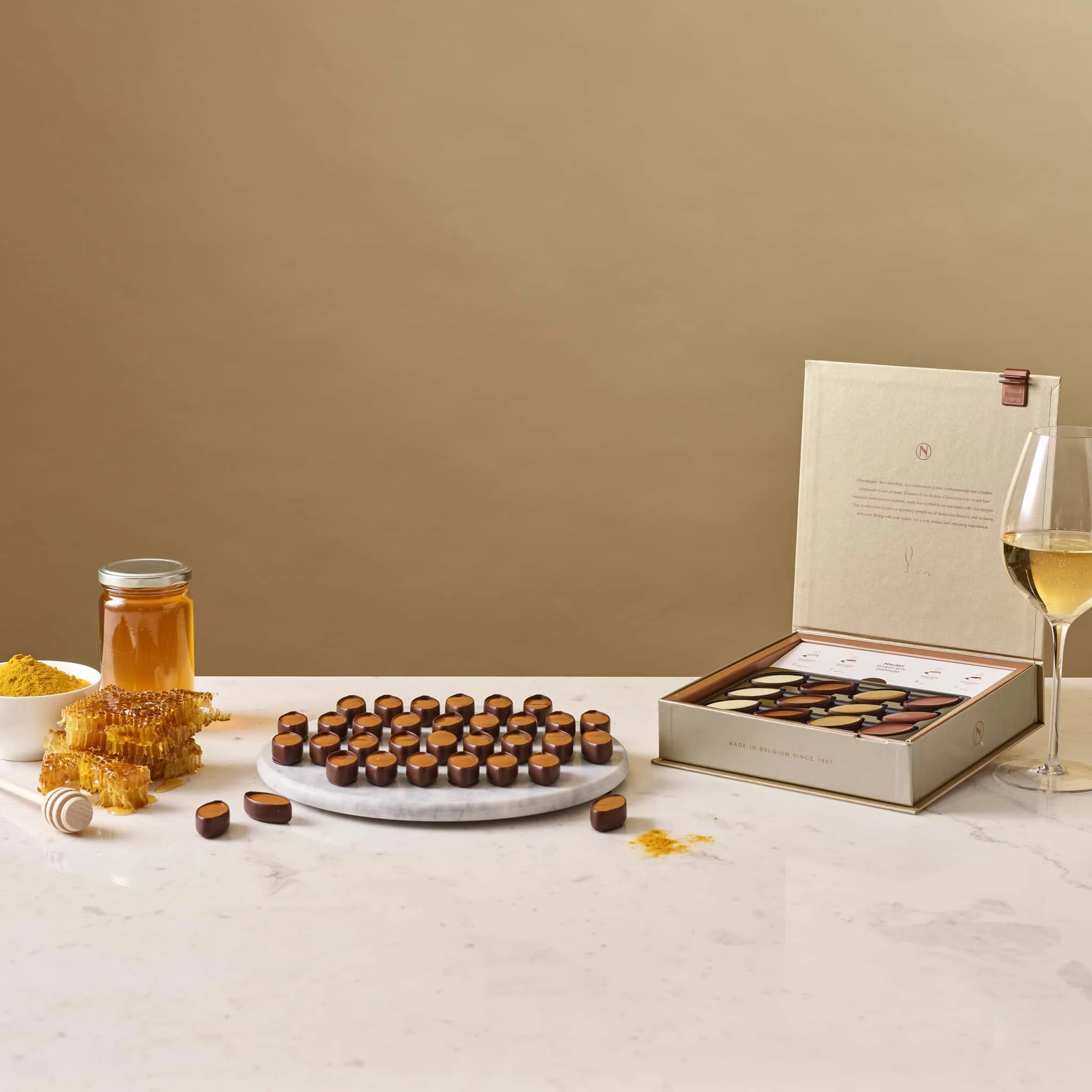 Ingredienti Neuhaus Pralines Champagne Selezione Abbinata - 24 Pezzi 5 Ingredienti Neuhaus Pralines Champagne Selezione Abbinata - 24 Pezzi - immagine 3
