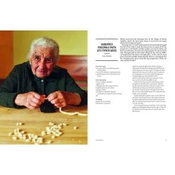 Hardie Grant Pasta Grannies: I Segreti Dei Migliori Cuochi Casalingi D'Italia -Negozio al dettaglio stagionatura PastaGrannies 0000 81ZrY2qk L