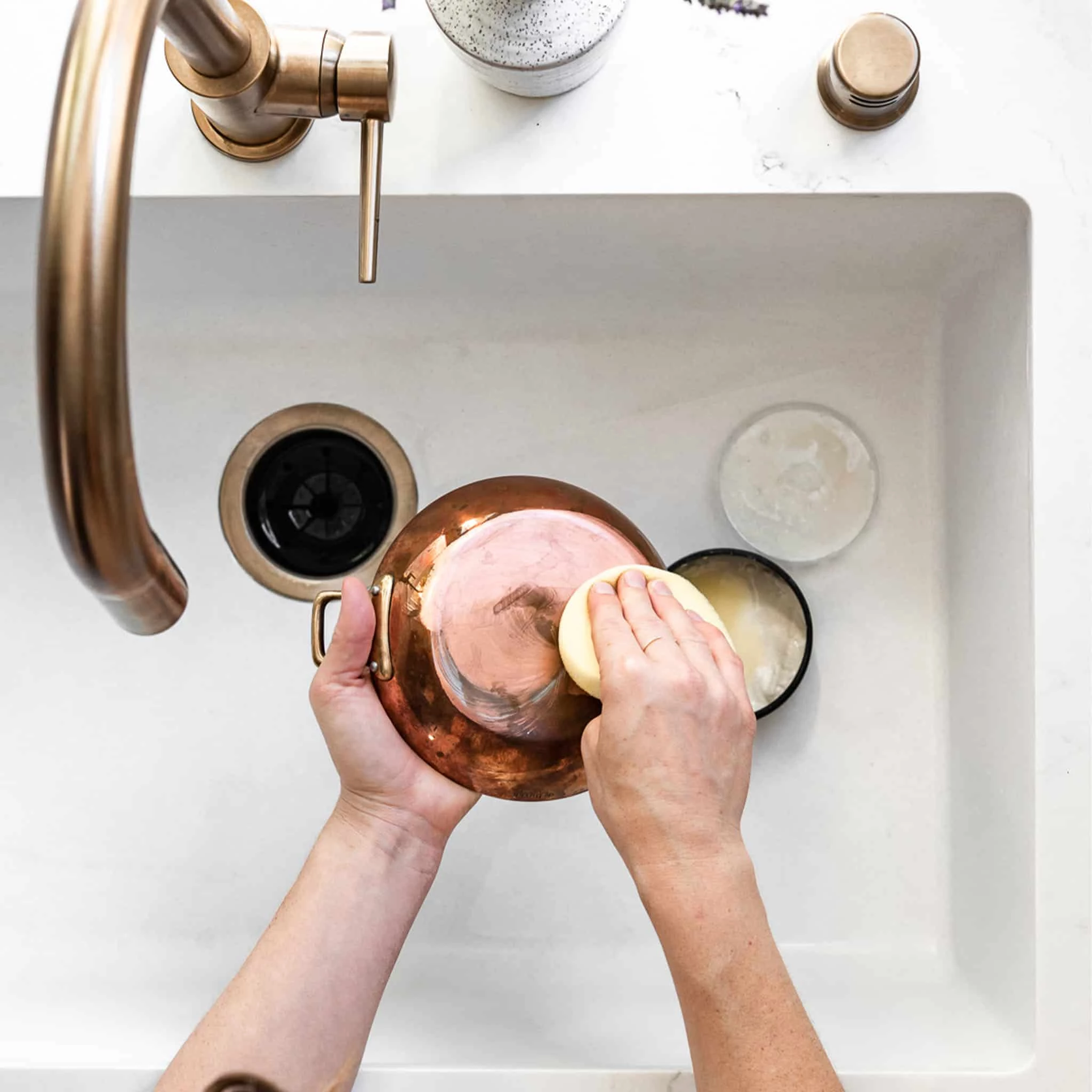 De Buyer Cookware De Acquirer Copper Cleaner 150ml 5 De Buyer Cookware De Acquirer Copper Cleaner 150ml - immagine 3