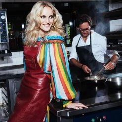 Dutchdeluxes Pentolame Olandesedeluxes In Pelle Barbecue Grembiule In Grigio Vintage -Negozio al dettaglio stagionatura dutch deluxes leather zipper apron croc red ruby lifestyle 36e03590 af4c 4e51 b9db ac8b2edd2a6a