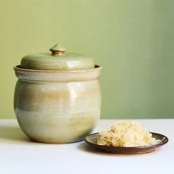 Sauerkraut Pots Vasetti Di Crauti Sauer Pentole Fatti A Mano Stoneware Fermentazione Crock In Verde 2 Litre -Negozio al dettaglio stagionatura lifestyle 0002 Souschef2147
